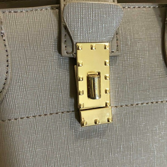 Elegant handbag - Picture 4 of 6